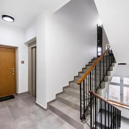 Superior Metro Centrum Apartment Warsaw Exterior photo